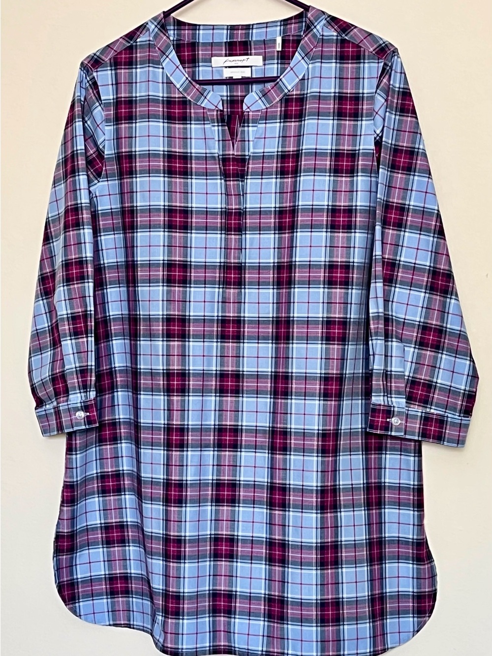 FOXCROFT Wrinkle Free Tunic from the Norm Thompson catalog Sz.14